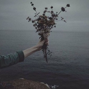 爱爱抽插动态图腿张开
